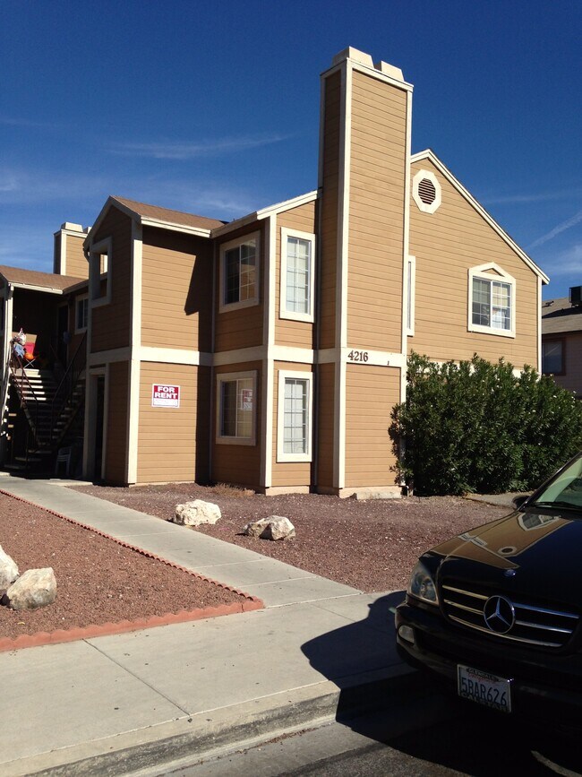 Building Photo - 4216 Middlesex Ave