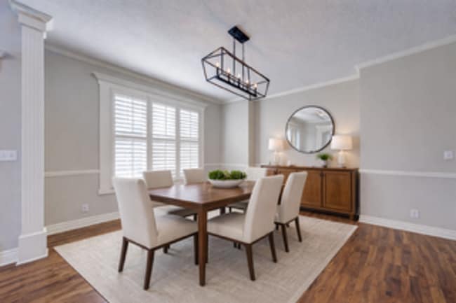 Building Photo - {14400} Somerset Brooke + Beautifully Updated Throughout + Finished Walk Out Basement + Fenced Yard