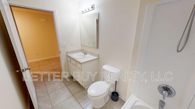 Building Photo - 107 Rivertown Rd