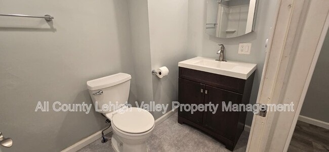 Building Photo - 1922 Glendale Ave