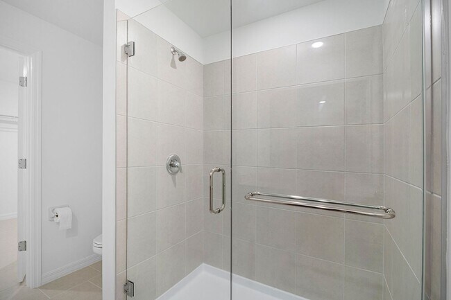 Building Photo - Brand New construction 4 bedrooms 2 bathro...