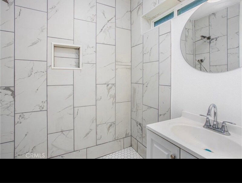 Building Photo - 7312 Palmetto Ave