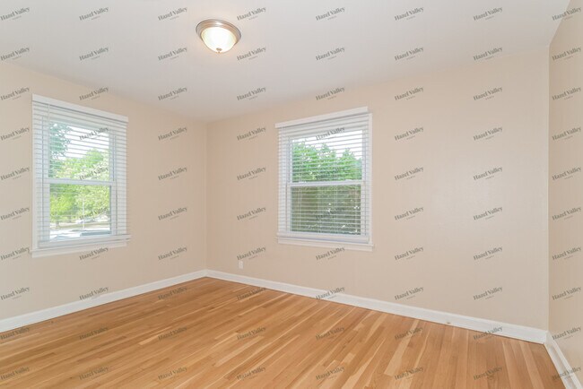 Building Photo - 1240 Kilgore Dr