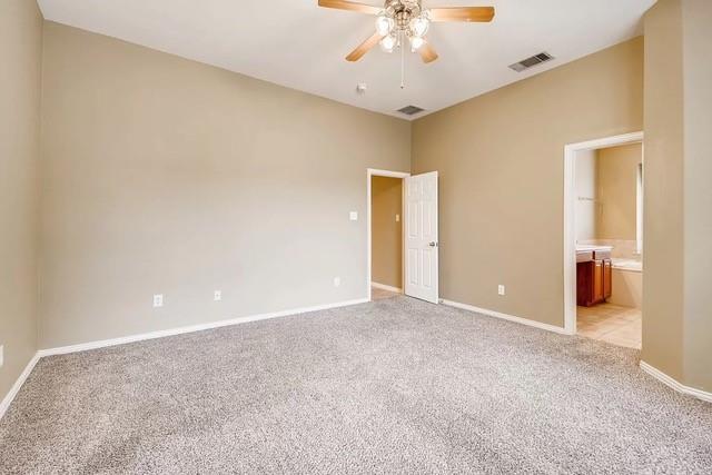 Building Photo - 1400 Chestnut Dr