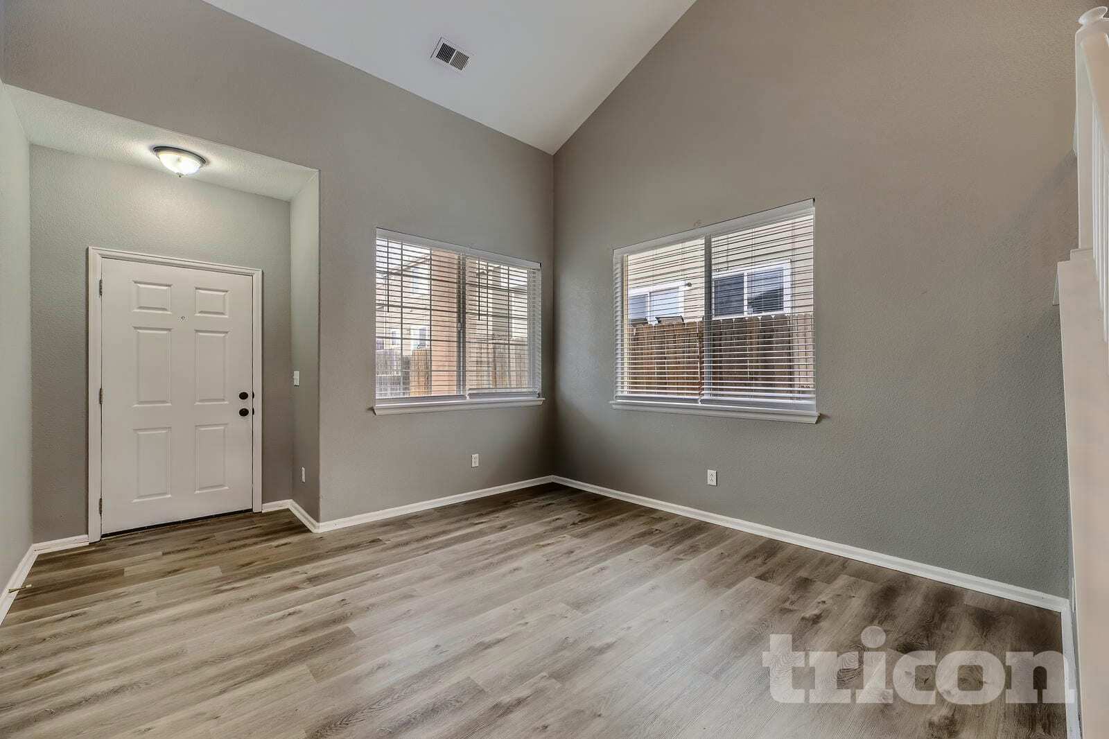 Building Photo - 12450 S Hollow Creek Ct