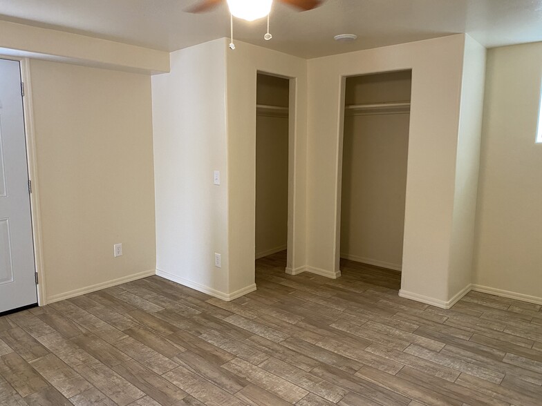 Bedroom closets - 1001 Elledge Dr