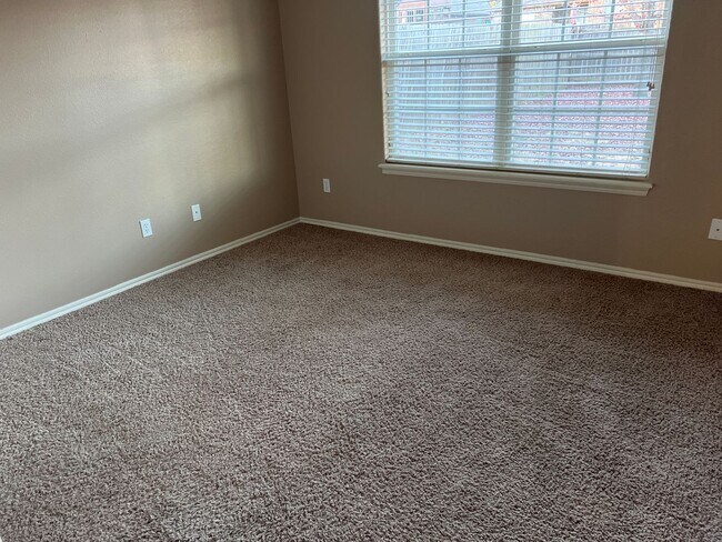 Building Photo - functionality, style, and comfort—3 Bedroom 2 Bath with 3 car garage