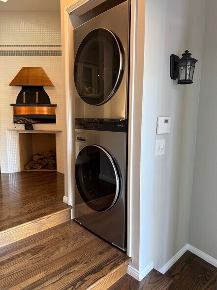 Building Photo - 8000 Westlawn Ave