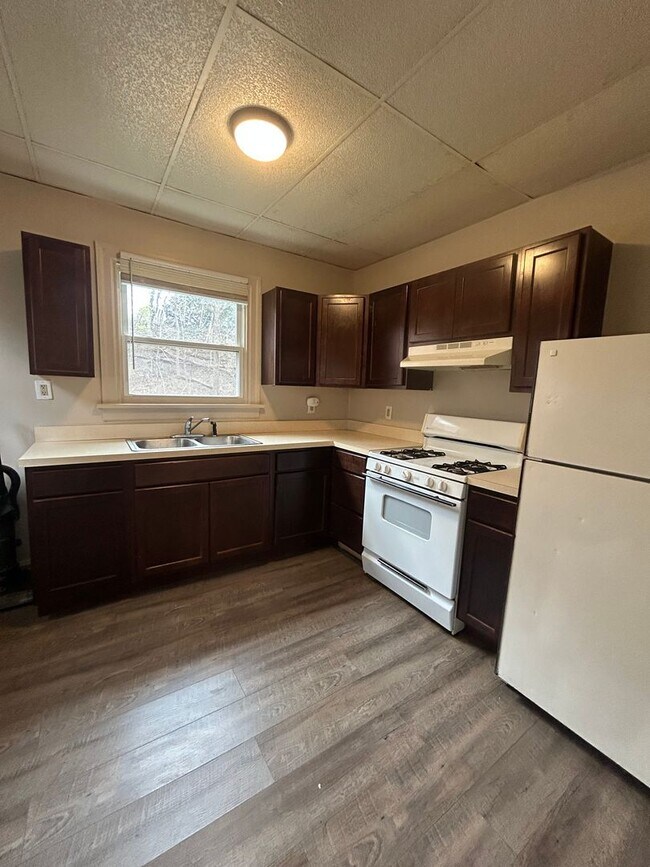 Building Photo - 156 Frank S Brown Blvd