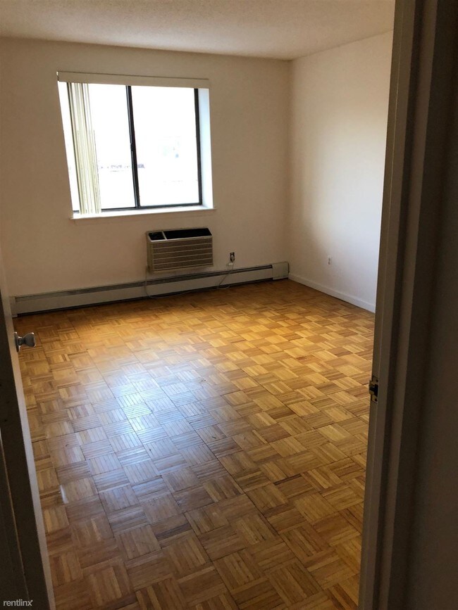 Building Photo - 1 br, 1 bath Apartment - 6608 Austin St