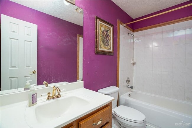 Building Photo - 1801 Crown Pointe Blvd