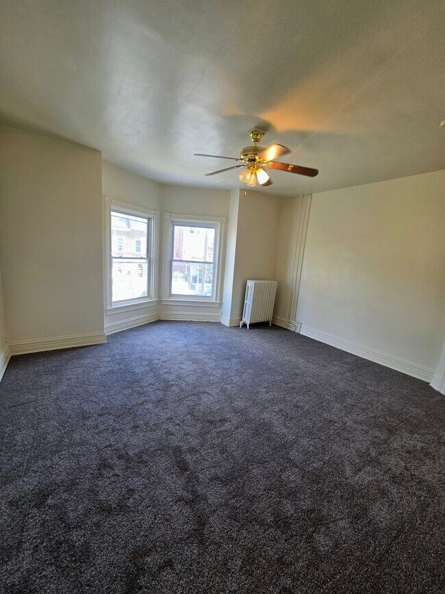 Primary Photo - 742 N 6th St