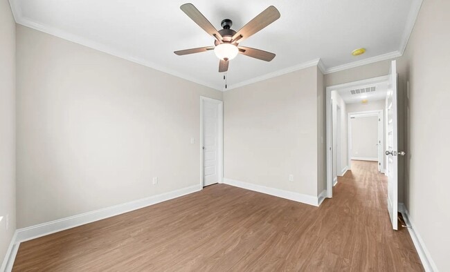 Building Photo - 106 Enclave Ct