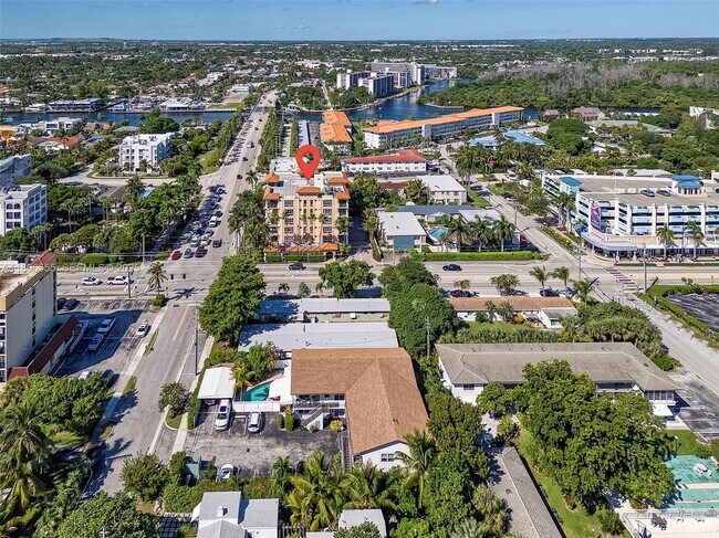 Building Photo - 9 NE 20th Ave