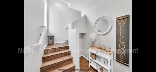Building Photo - 1261 Via Lucero