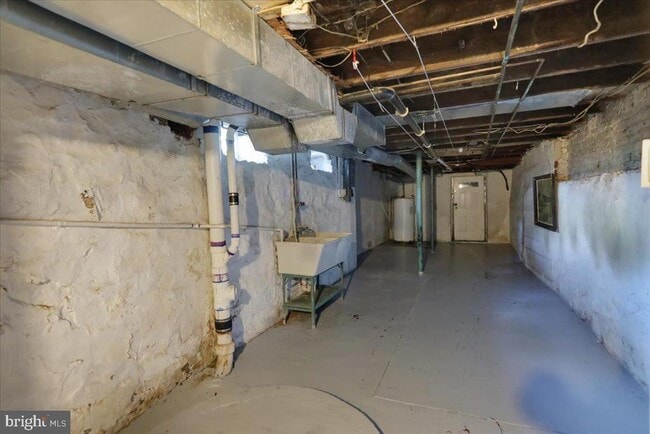 Building Photo - 614 S 18 1/2 St
