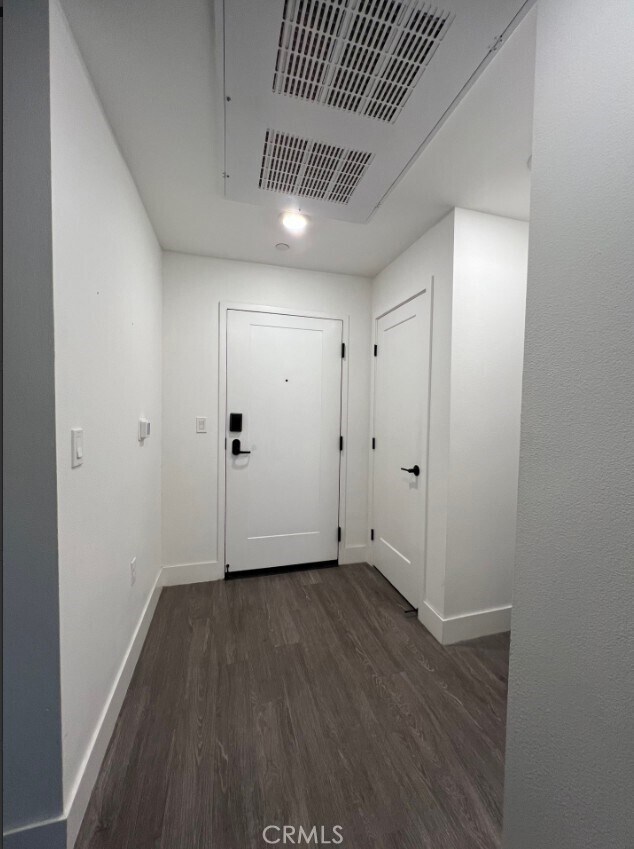 Building Photo - 8016 Santa Fe Springs Rd
