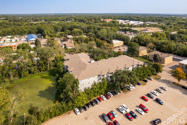 Aerial Photo - 185 Mccarrons Blvd N