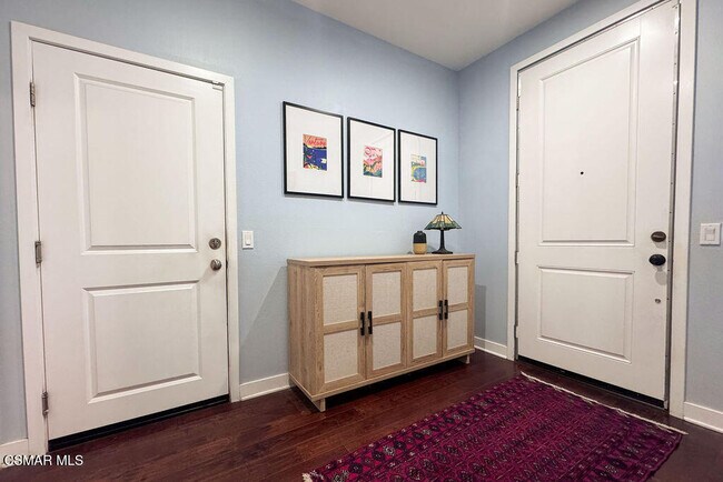 Building Photo - 211 Westpark Ct