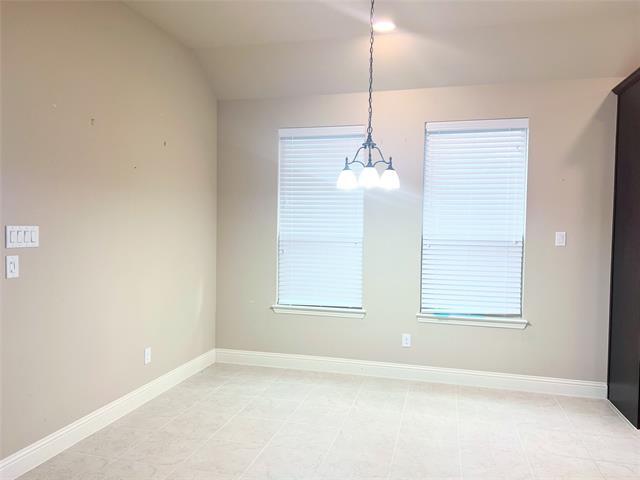 Building Photo - 1001 Summer Ln