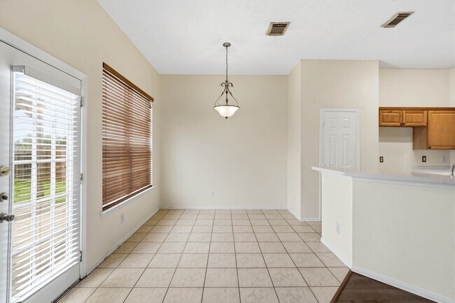 Building Photo - 21107 Stoney Haven Dr