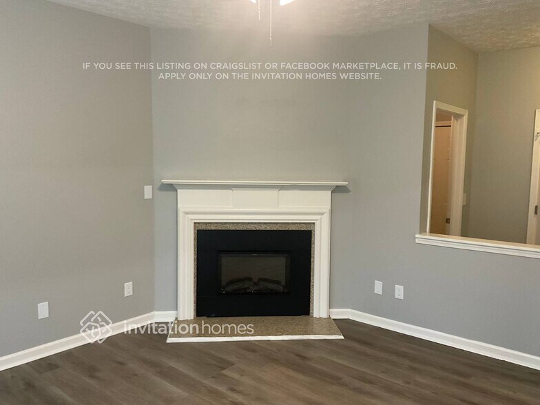 Building Photo - 2201 Laurelton Ln SW