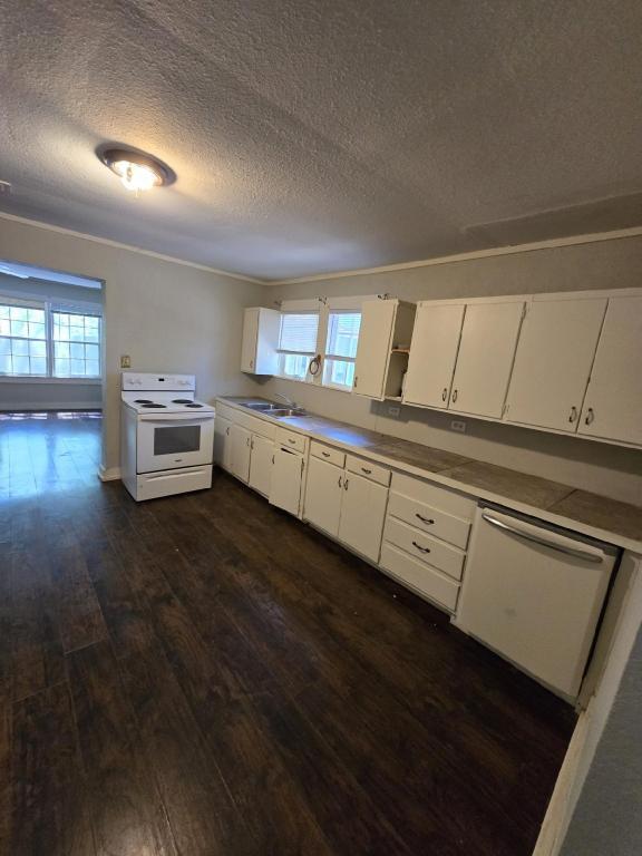 Building Photo - 811 Bishop St