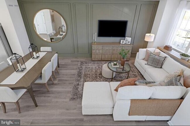 Building Photo - 8214 Alexander Court