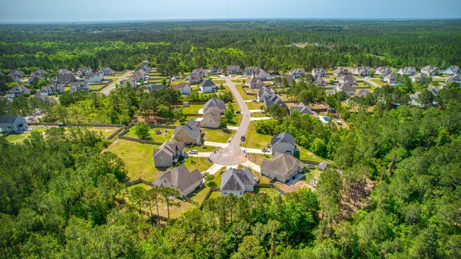 Building Photo - 412 Ponzer Ct N