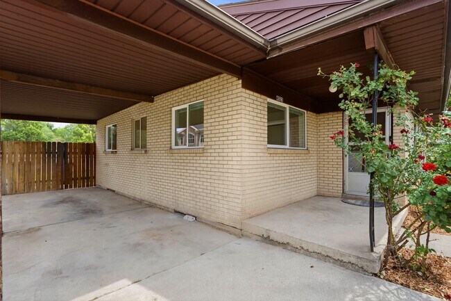 Building Photo - 4523 S 600 E