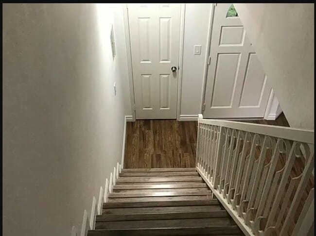 Building Photo - 1122 N Columbus Ave