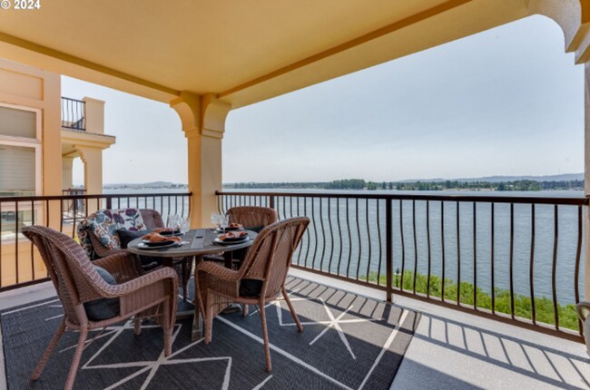 Building Photo - Elegant Riverfront Condo with Panoramic Vi...