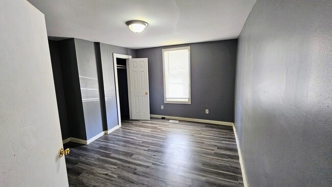 Building Photo - 54-56 Benfield Avenue