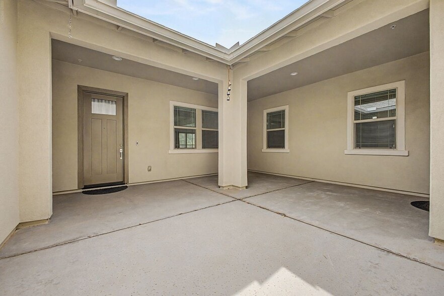 Building Photo - 31465 N 126th Ln