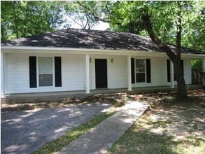 Building Photo - 1562 Sugar Pine Ct