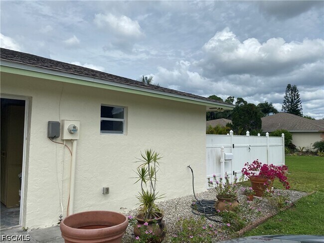 Building Photo - 3616 McComb Ln