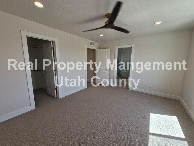 Building Photo - 2172 Cape Fox Way