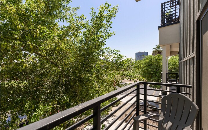 Building Photo - 475 N 9th St