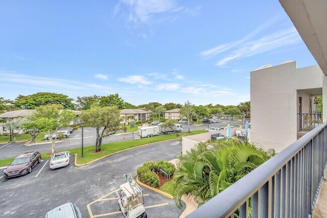 Building Photo - 9485 N Belfort Cir
