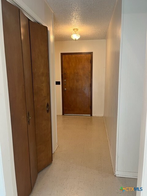 Building Photo - 311 Cindy Dr