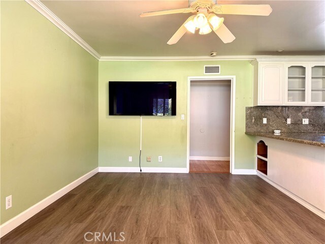 Building Photo - 1429 Underhill Terrace