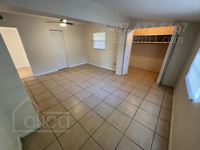 Building Photo - Lovely 3/2 in Orlando, FL - Move-In Specia...