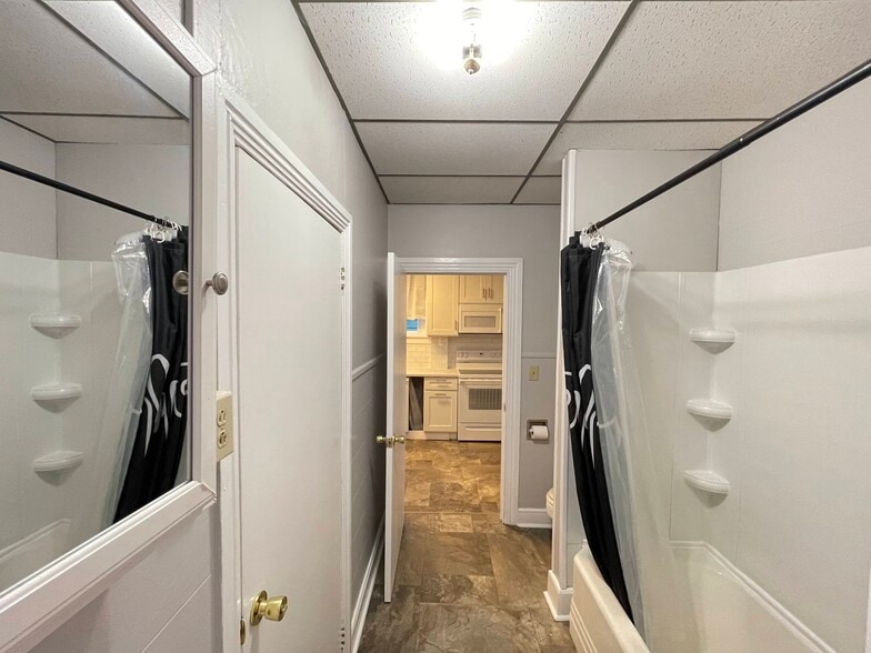 Bathroom - 315 Laurel Blvd