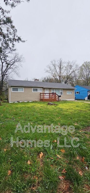 Building Photo - 11410 Palmer Ave