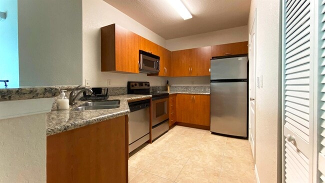 Building Photo - 160 SW Peacock Blvd