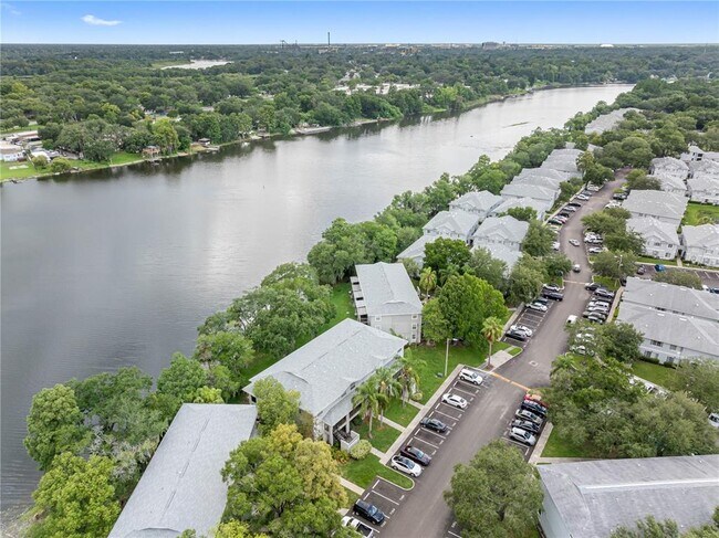 Building Photo - 7200 E Bank Dr