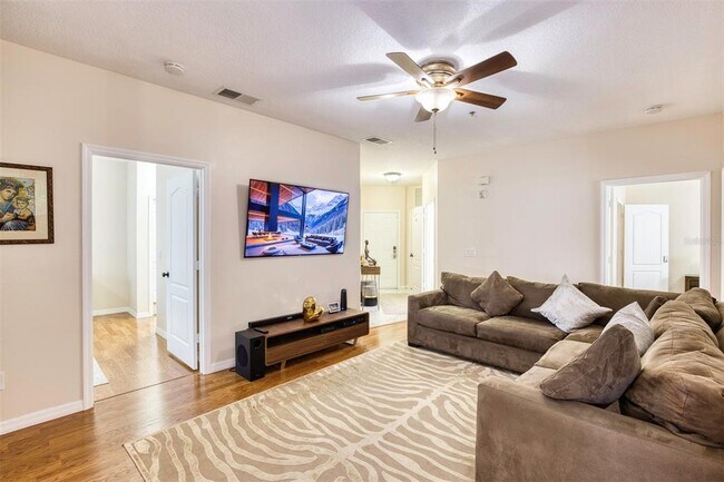 Building Photo - 4833 Cypress Woods Dr