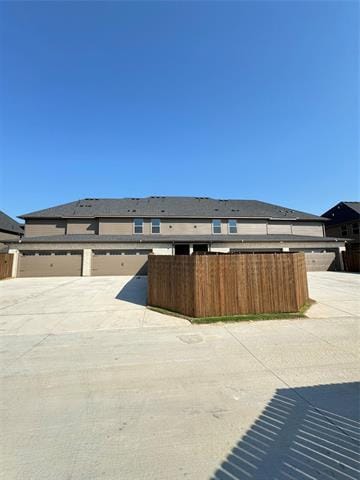 Building Photo - 1909 Ethereal Ln