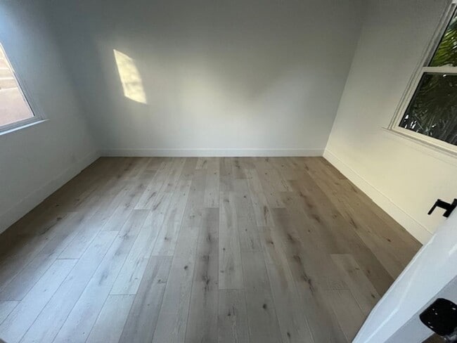 Building Photo - Magnolia at Long Beach