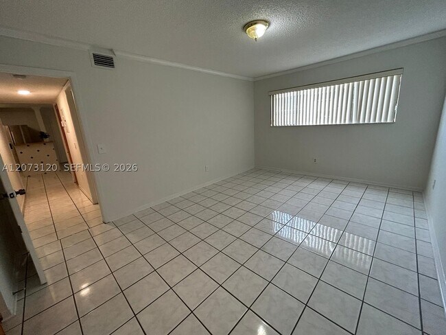 Building Photo - 9729 Hammocks Blvd